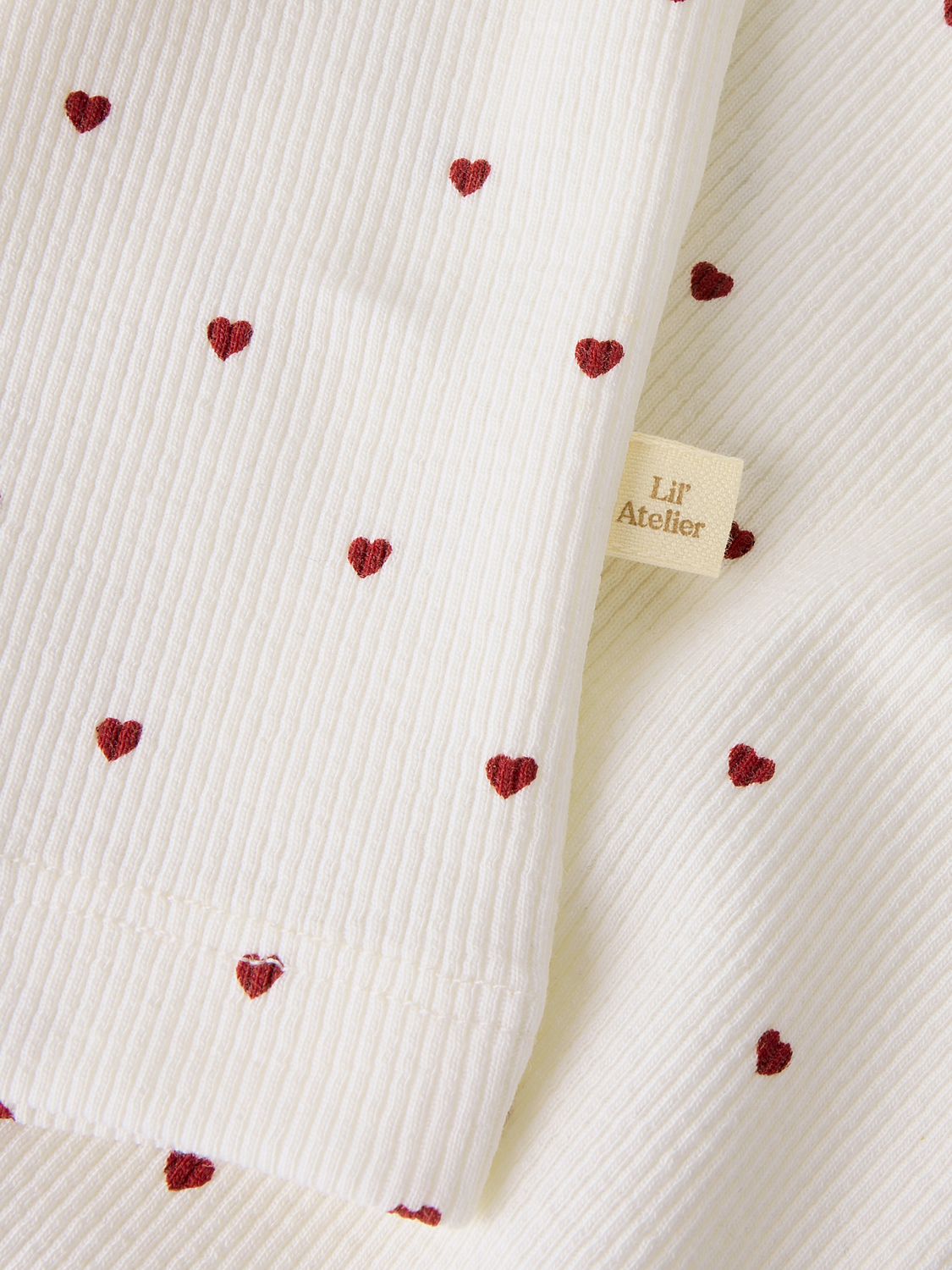 model_shot-front_full